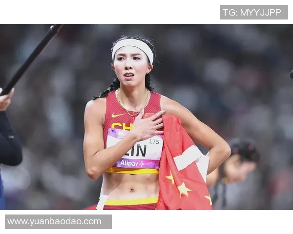 亚运会特别报道:杭州羽毛球队拼搏历程与荣耀瞬间的背后故事 亚运会特别报道:杭州羽毛球队拼搏历程与荣耀瞬间的背后故事