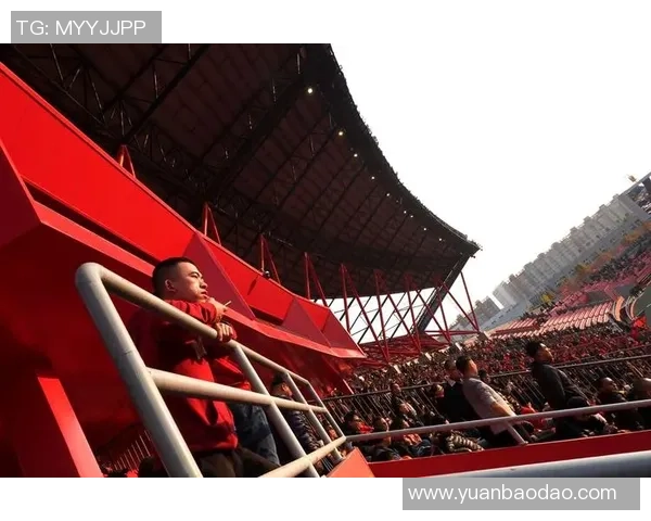 看足球入场的独特体验与现场氛围的完美融合之旅 看足球入场的独特体验与现场氛围的完美融合之旅