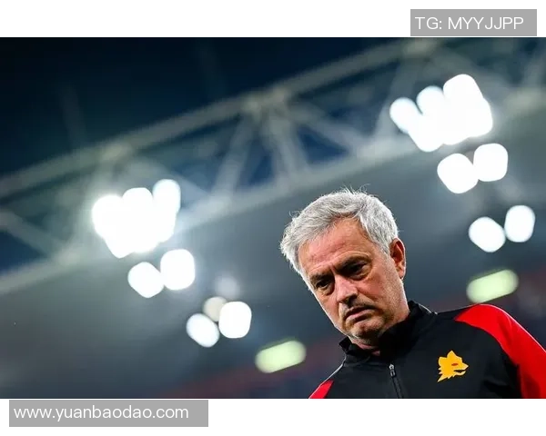 穆里尼奥执教曼联的传奇岁月与天下足球的辉煌对决